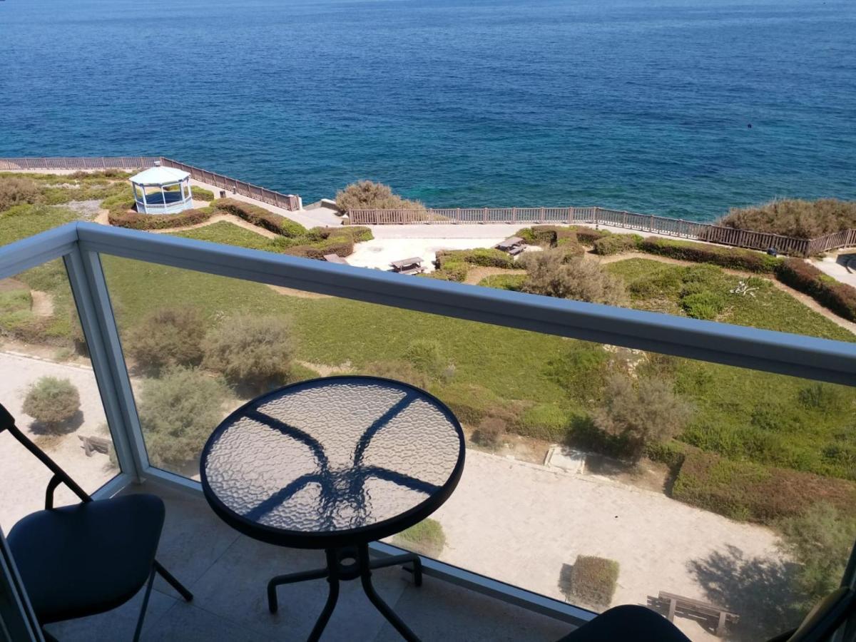 Seafront Apartment No 10 Marsalforn Ngoại thất bức ảnh